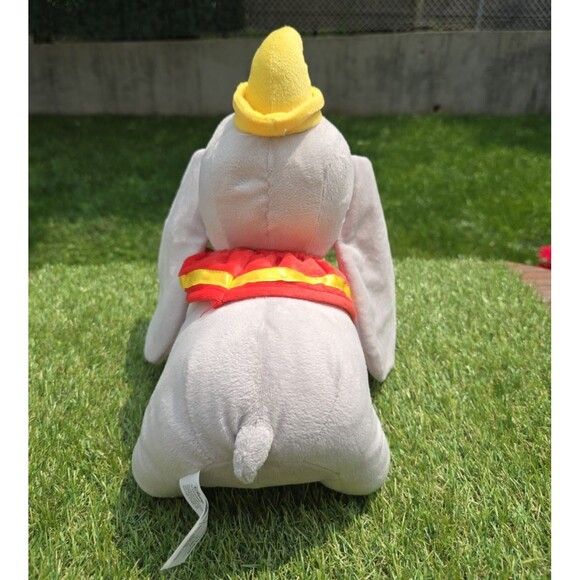 DUMBO THE FLYING ELEPHANT 12" PLUSH STUFFED ANIMAL WALT DISNEY WORLD EUC - Picture 4 of 12